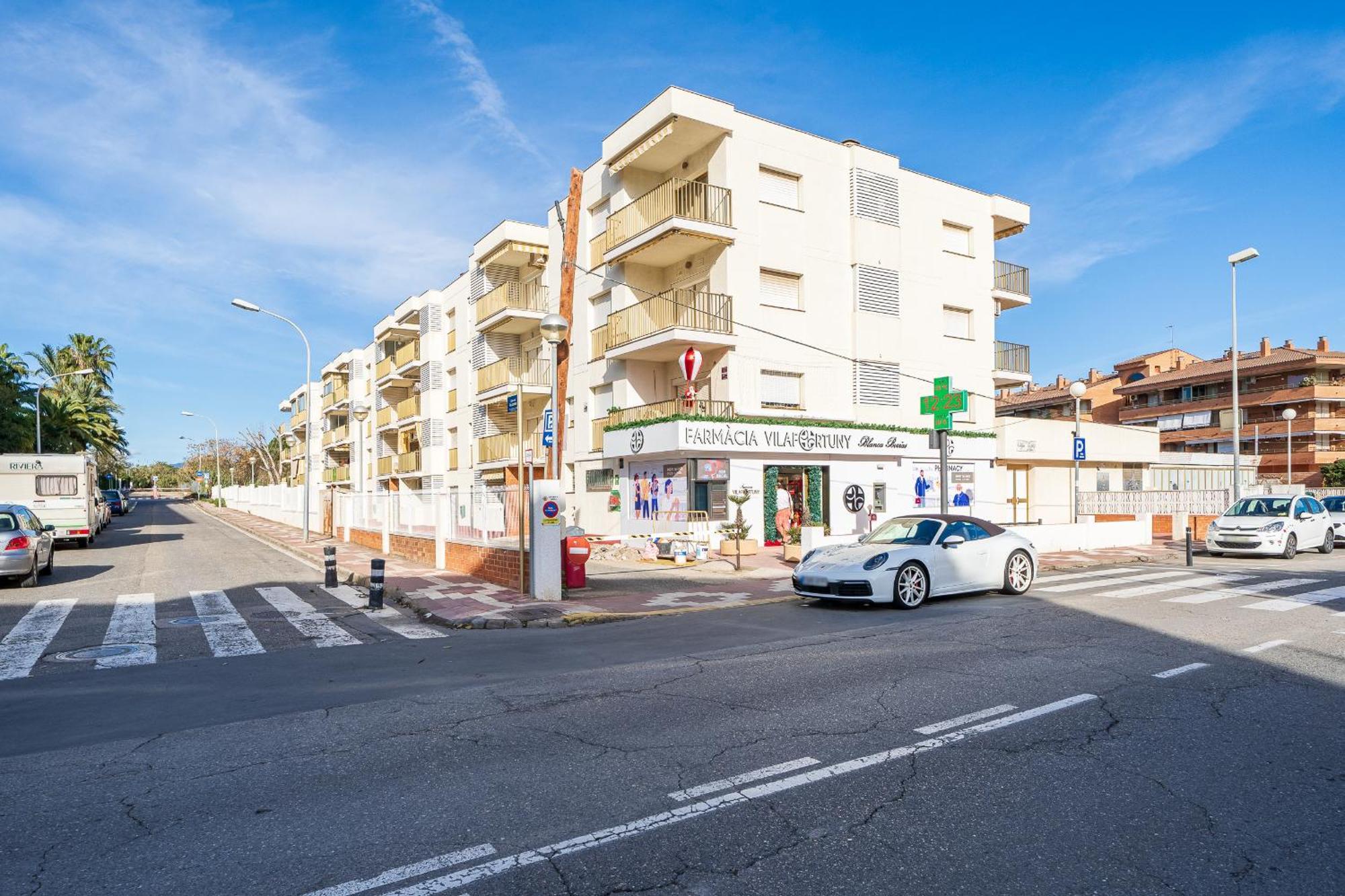 Hauzify I Apartaments Reddis Cambrils Exterior photo